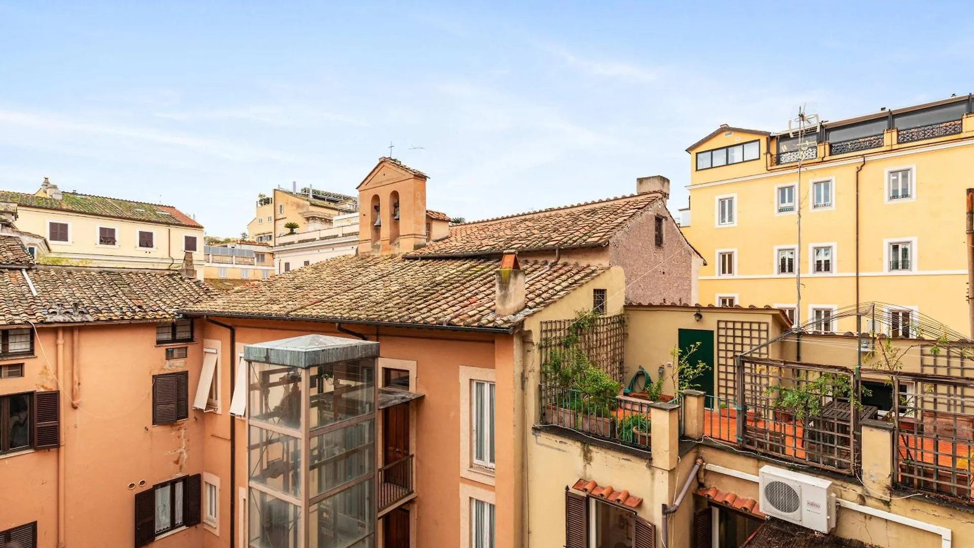 Pantheon Classic Home By Romeloft Appartement