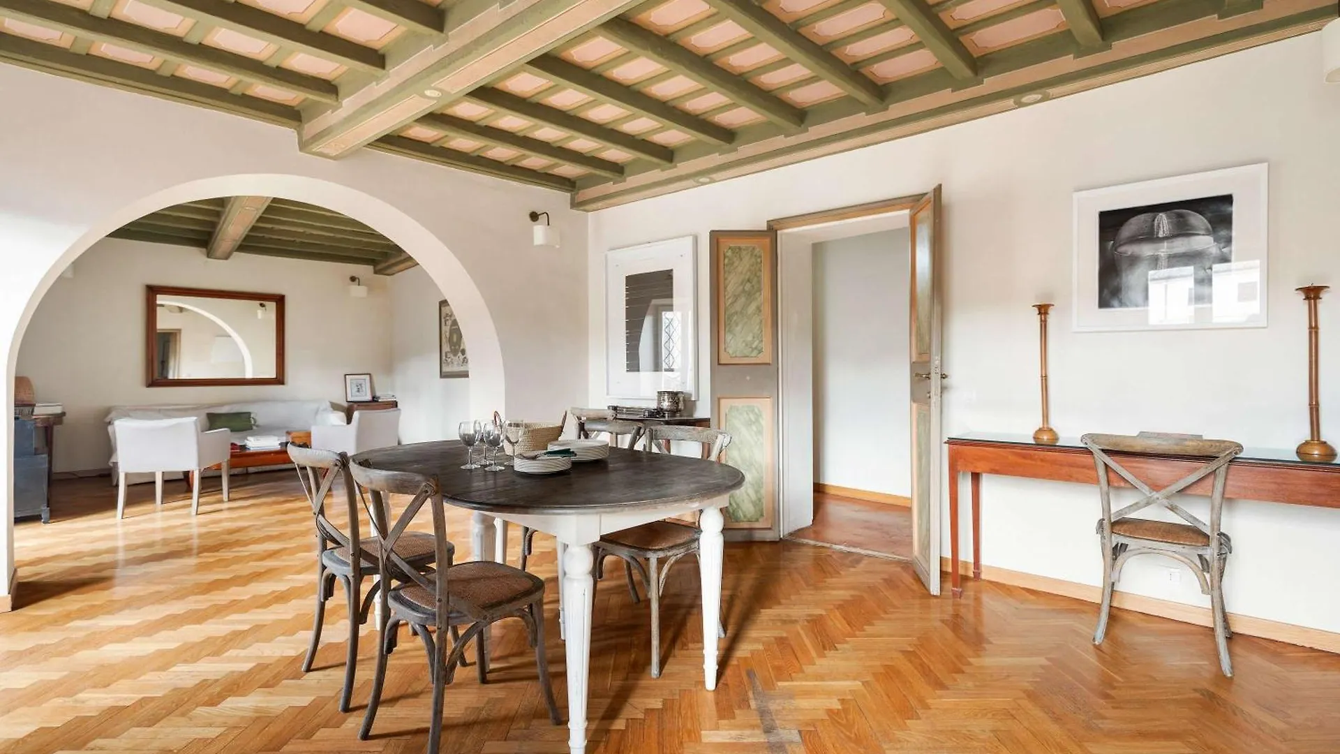 Pantheon Classic Home By Romeloft Italië